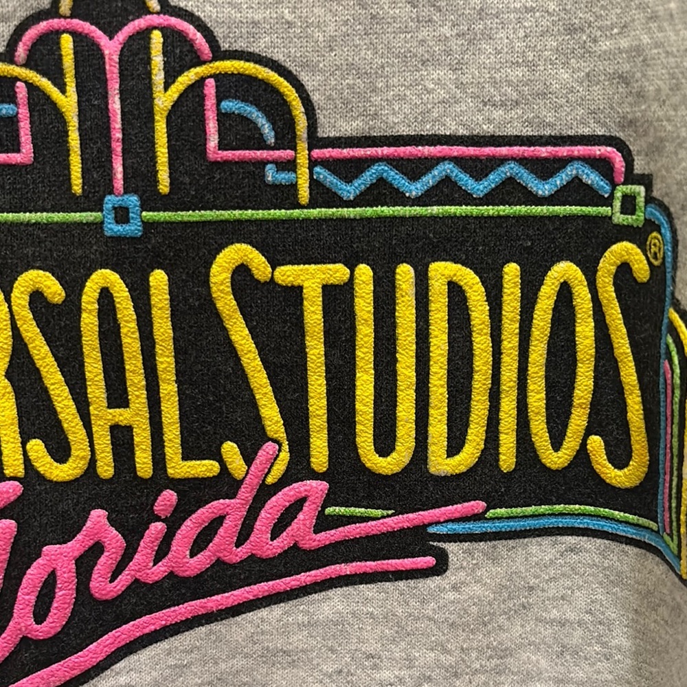 Universal Gray Vintage 90s Crewneck - Picture 8 of 8